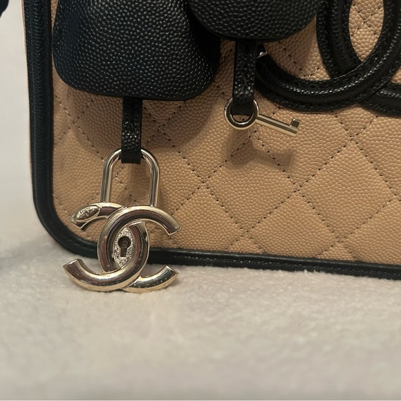 CHANEL Large Filigree Tan and Black Quilted Caviar Women's Bag - Picture 11 of 11